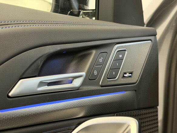 2025 BMW X1 Long M35Li III (U11/U12), серый, 6650000 рублей - вид 26