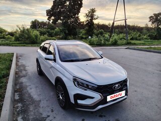 2024 Lada (ВАЗ) Vesta SW Cross I Рестайлинг (NG), белый, 1500000 рублей, вид 3