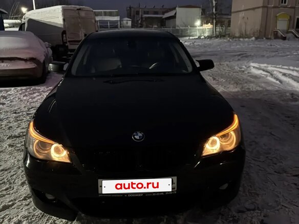 2009 BMW 5 серии 525i V (E60/E61) Рестайлинг, чёрный, 1400000 рублей - вид 6