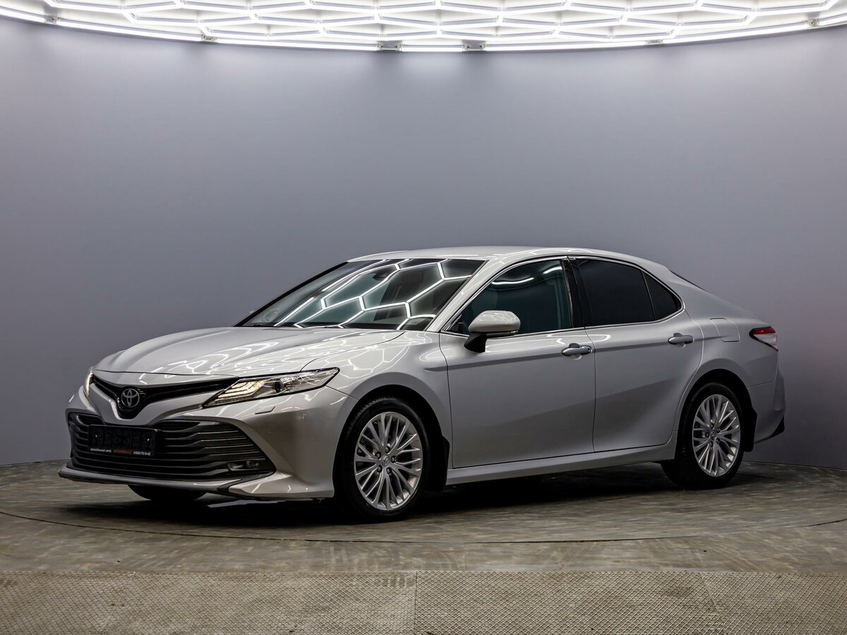 Открыть фотографии: Toyota Camry VIII (XV70)