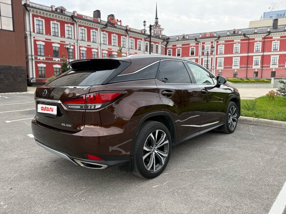 2021 Lexus RX 300 IV Рестайлинг, коричневый, 4350000 рублей - вид 5