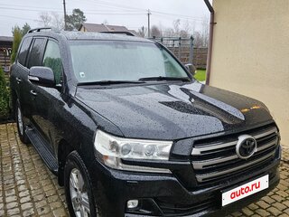 2016 Toyota Land Cruiser 200 Series Рестайлинг 2, чёрный, 5500000 рублей, вид 2