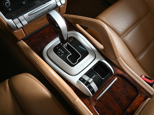 2007 Porsche Cayenne S I Рестайлинг (957), бежевый - вид 14