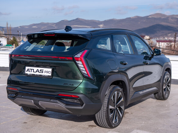 2025 Geely Atlas II, зелёный, 3970990 рублей - вид 8