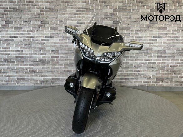 2025 Honda GL 1800 Gold Wing, серебристый, 3275000 рублей - вид 11