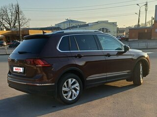 2021 Volkswagen Tiguan II Рестайлинг, коричневый, 2900000 рублей, вид 5