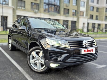 2015 Volkswagen Touareg II Рестайлинг, чёрный, 2100000 рублей, вид 4
