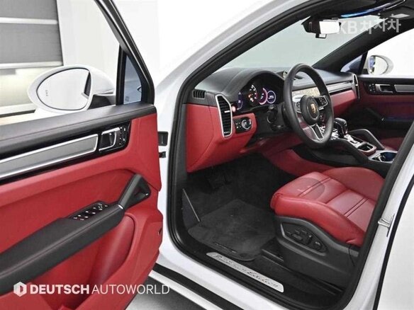 2023 Porsche Cayenne Coupé III, белый, 14328030 рублей - вид 10