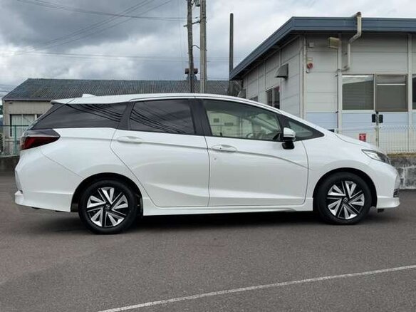 2022 Honda Shuttle II Рестайлинг, белый, 1118000 рублей - вид 4