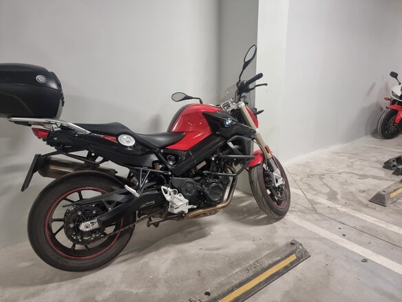 2018 BMW F 800 R, красный, 800000 рублей - вид 36