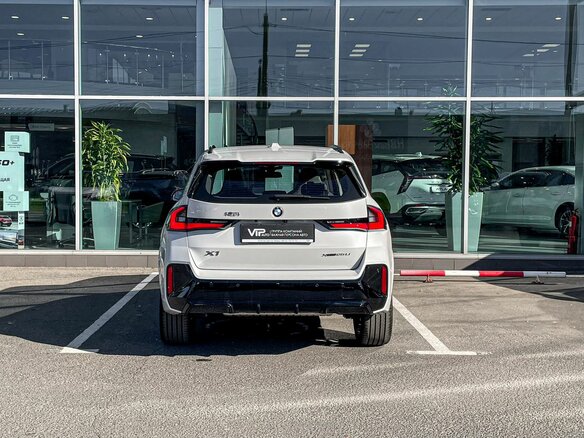2026 BMW X1 Long 25Li xDrive III (U11/U12), белый, 6400000 рублей - вид 5