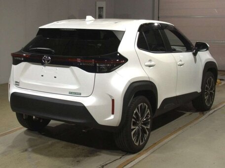 2023 Toyota Yaris Cross I, белый, 1700000 рублей, вид 2