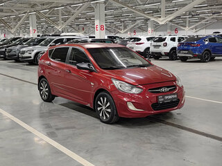 2012 Hyundai Solaris I, красный, 565000 рублей, вид 3