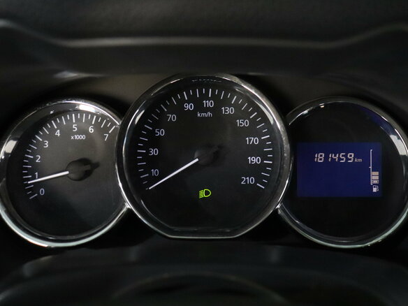 2017 Nissan Terrano III (D10), серый, 1091000 рублей - вид 10