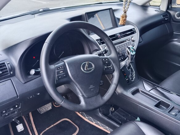 2011 Lexus RX 270 III, серебристый, 2250000 рублей - вид 14
