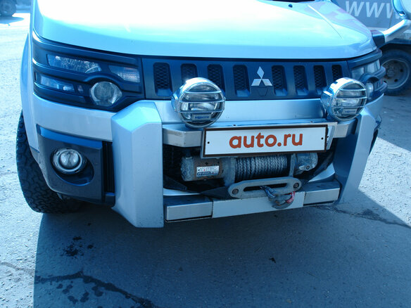 2009 Mitsubishi Delica, серый