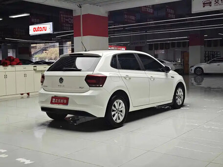 2022 Volkswagen Polo Plus (China Market), белый, 1100000 рублей, вид 2