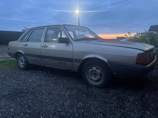 1985 Audi 80 III (B2), серый, 60000 рублей, вид 2