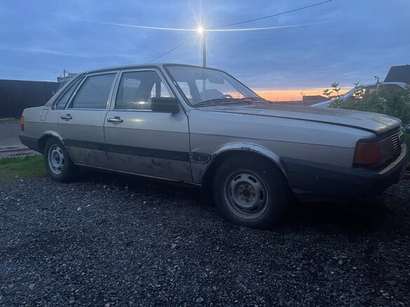 1985 Audi 80 III (B2), серый, 60000 рублей - вид 1