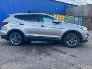 2017 Hyundai Santa Fe III Рестайлинг, бежевый, 1900000 рублей, вид 4