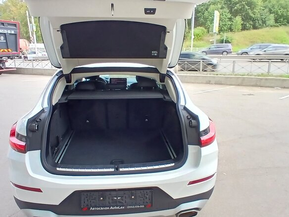 2022 BMW X4 20i II (G02) Рестайлинг, белый, 5595000 рублей - вид 29