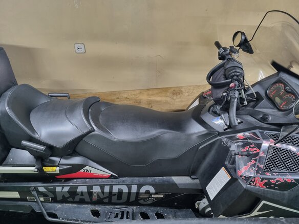 2017 Ski-Doo Skandic, серый, 1700000 рублей - вид 1