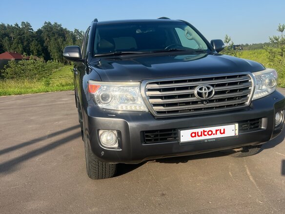 2012 Toyota Land Cruiser 200 Series Рестайлинг 1, серый, 3450000 рублей - вид 2