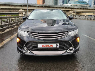 2017 Toyota Camry VII (XV50) Рестайлинг 2, чёрный, 2600000 рублей, вид 2