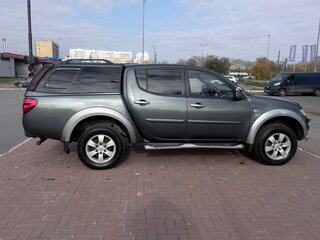 2011 Mitsubishi L200 IV, зелёный, 1650000 рублей, вид 1