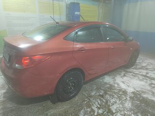 2011 Hyundai Solaris I, красный, 650000 рублей, вид 5