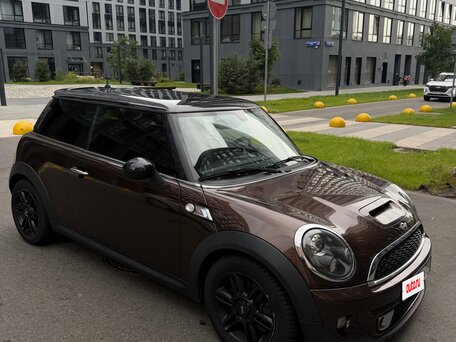2012 Mini Hatch Cooper S II (R56) Рестайлинг, коричневый, 1190000 рублей, вид 2