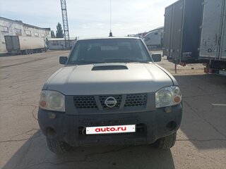 2012 Nissan NP300, серебристый, 820000 рублей, вид 2