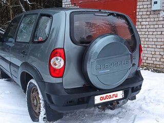 2011 Chevrolet Niva I Рестайлинг, серый, 345000 рублей, вид 4