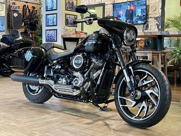 2021 Harley-Davidson Sport Glide, чёрный, 1650000 рублей