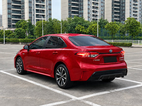 2022 Toyota Corolla Sporty XII (E210) Рестайлинг, пурпурный, 1645000 рублей, вид 5