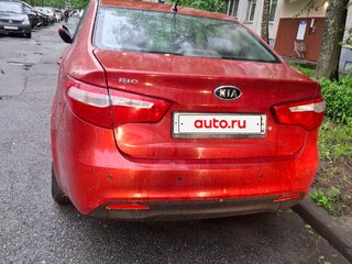 2011 Kia Rio III, красный, 700000 рублей, вид 4