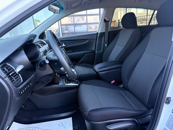2018 Kia Rio X-Line IV, белый, 1525000 рублей - вид 8