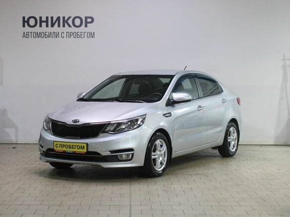 2017 Kia Rio III Рестайлинг, серебристый, 1199000 рублей