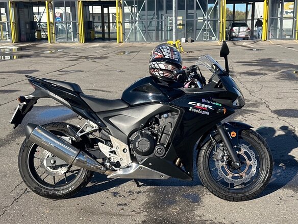 2013 Honda CBR 400R, чёрный, 500000 рублей - вид 7