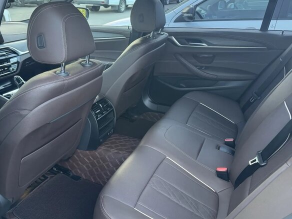 2021 BMW 5 серии Long 530Li xDrive VII (G30/G31/G38) Рестайлинг, чёрный, 4250000 рублей - вид 16