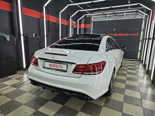 2014 Mercedes-Benz E-Класс 300 IV (W212, S212, C207) Рестайлинг, белый, 2500000 рублей, вид 2