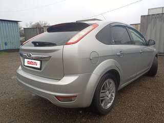 2008 Ford Focus II Рестайлинг, серебристый, 500000 рублей, вид 3