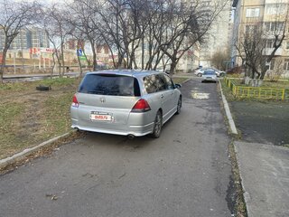 2004 Honda Odyssey III, серый, 850000 рублей, вид 3