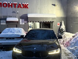 2021 BMW 5 серии 530i xDrive VII (G30/G31/G38) Рестайлинг, чёрный, 5100000 рублей, вид 4