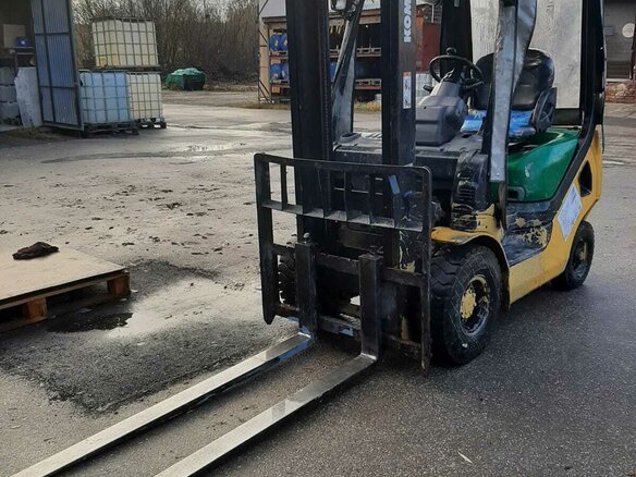 2007 Komatsu FD15, золотистый, 650000 рублей