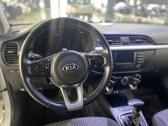 2020 Kia Rio X-Line IV, белый, 1651000 рублей - вид 9