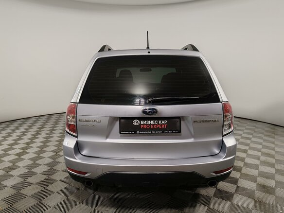 2012 Subaru Forester III Рестайлинг, серебристый, 1099000 рублей - вид 5