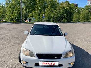 2001 Toyota Altezza, белый, 880000 рублей, вид 1