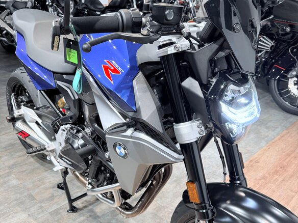 2020 BMW F 900 R, серебристый, 999000 рублей - вид 24