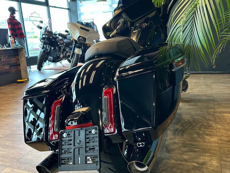 2024 Harley-Davidson Street Glide, чёрный, 3550000 рублей, вид 5
